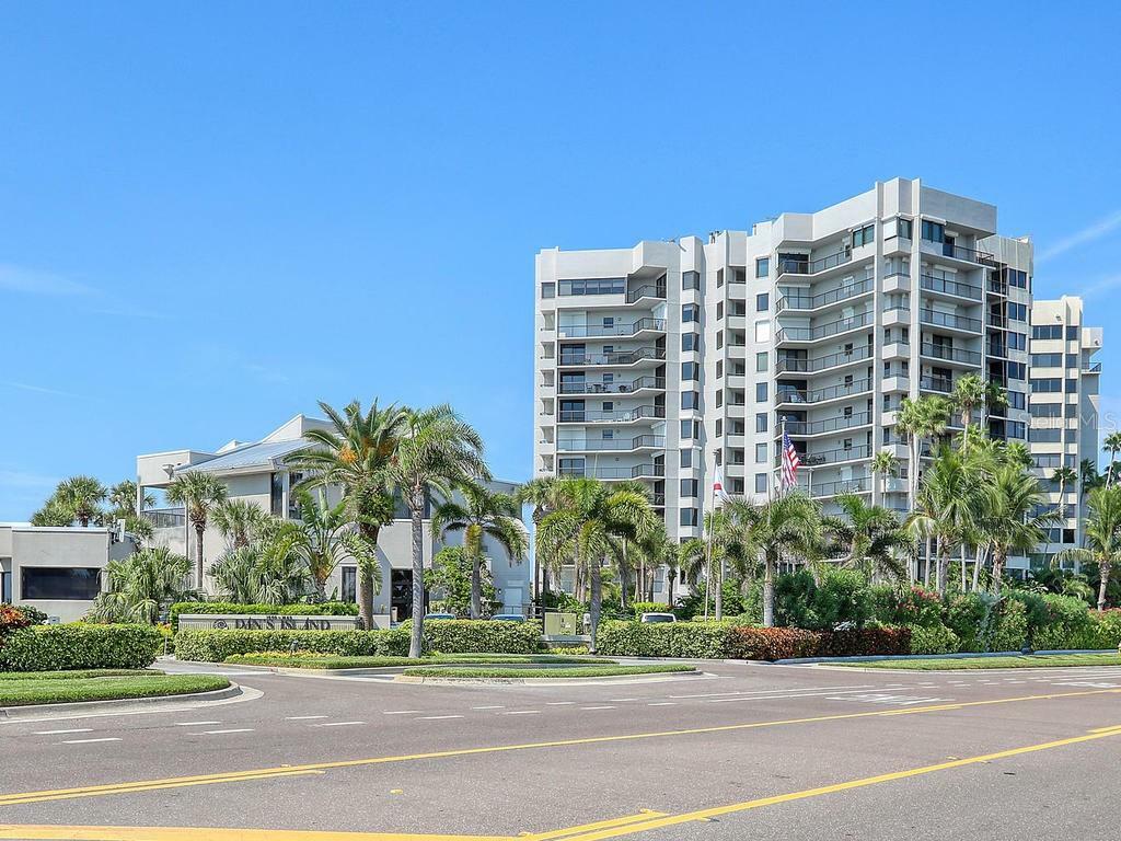 Property Photo:  1600 Gulf Boulevard 414  FL 33767 