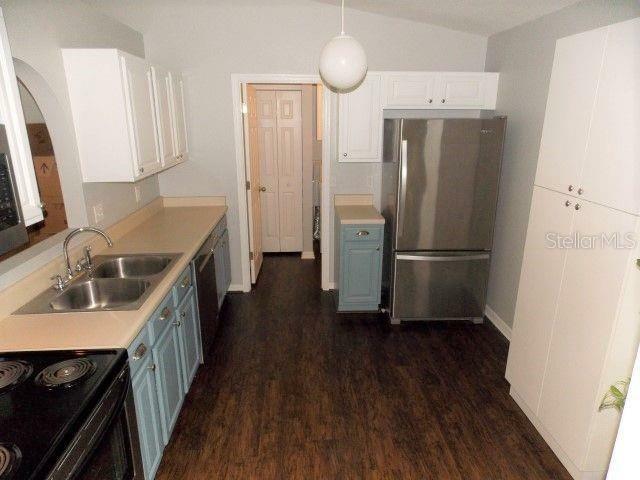 Property Photo: 1025 Evans Loop FL 33853