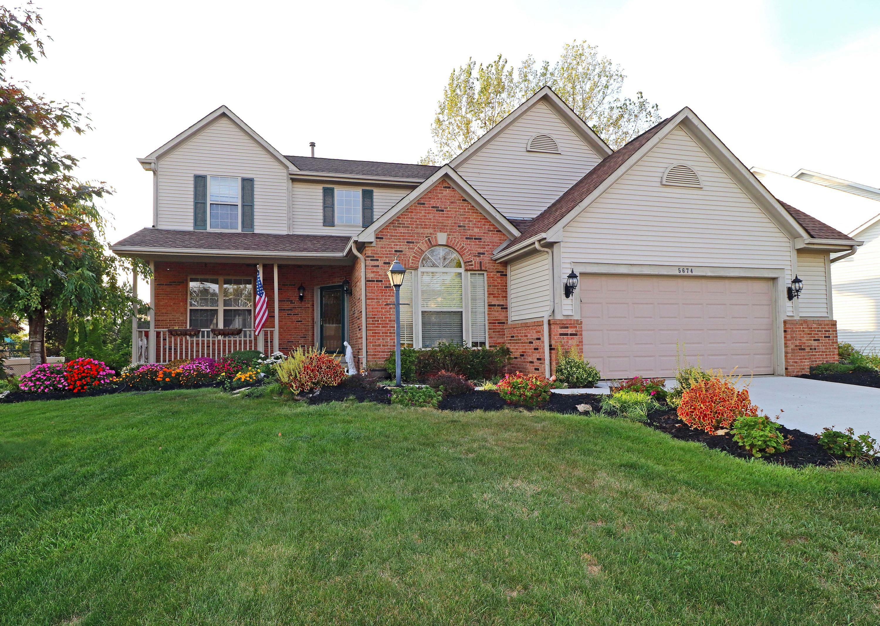 Property Photo: 5674 Westbriar Drive OH 43026