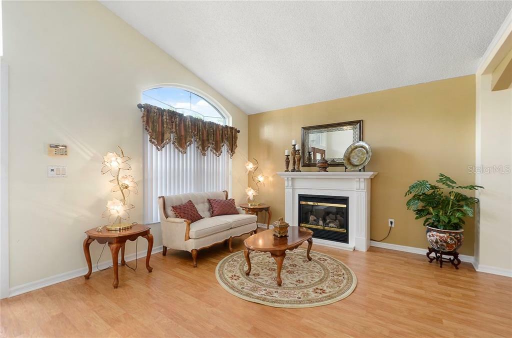 Property Photo:  325 Longshadows Court  FL 34761 