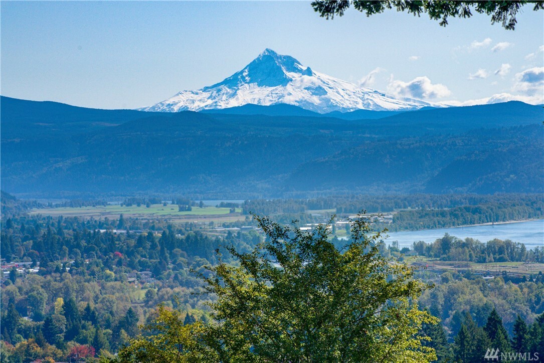 Property Photo: 2036 NW Fargo Lp WA 98607