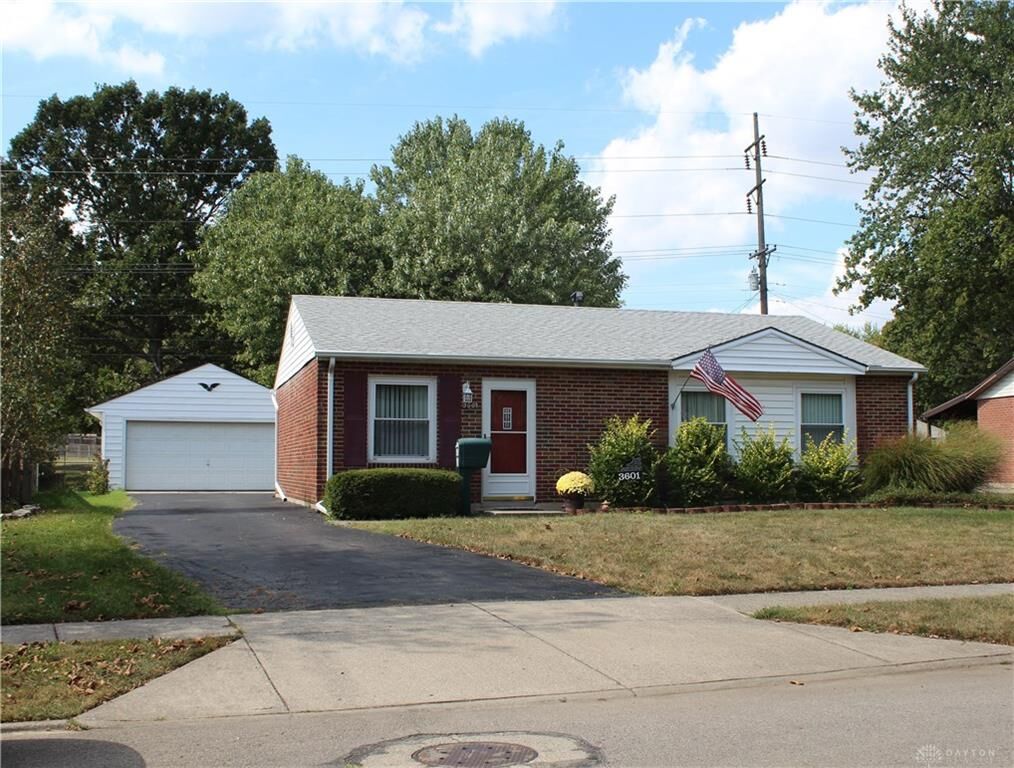 Property Photo: 3601 Hackney Drive OH 45420