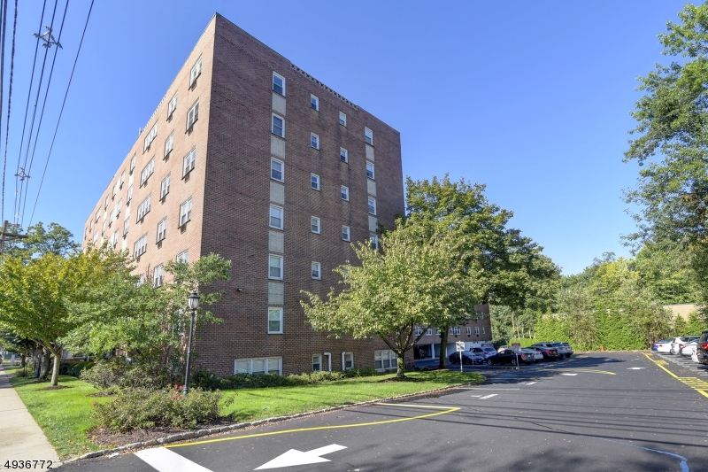 Property Photo: 465 Valley St NJ 07040