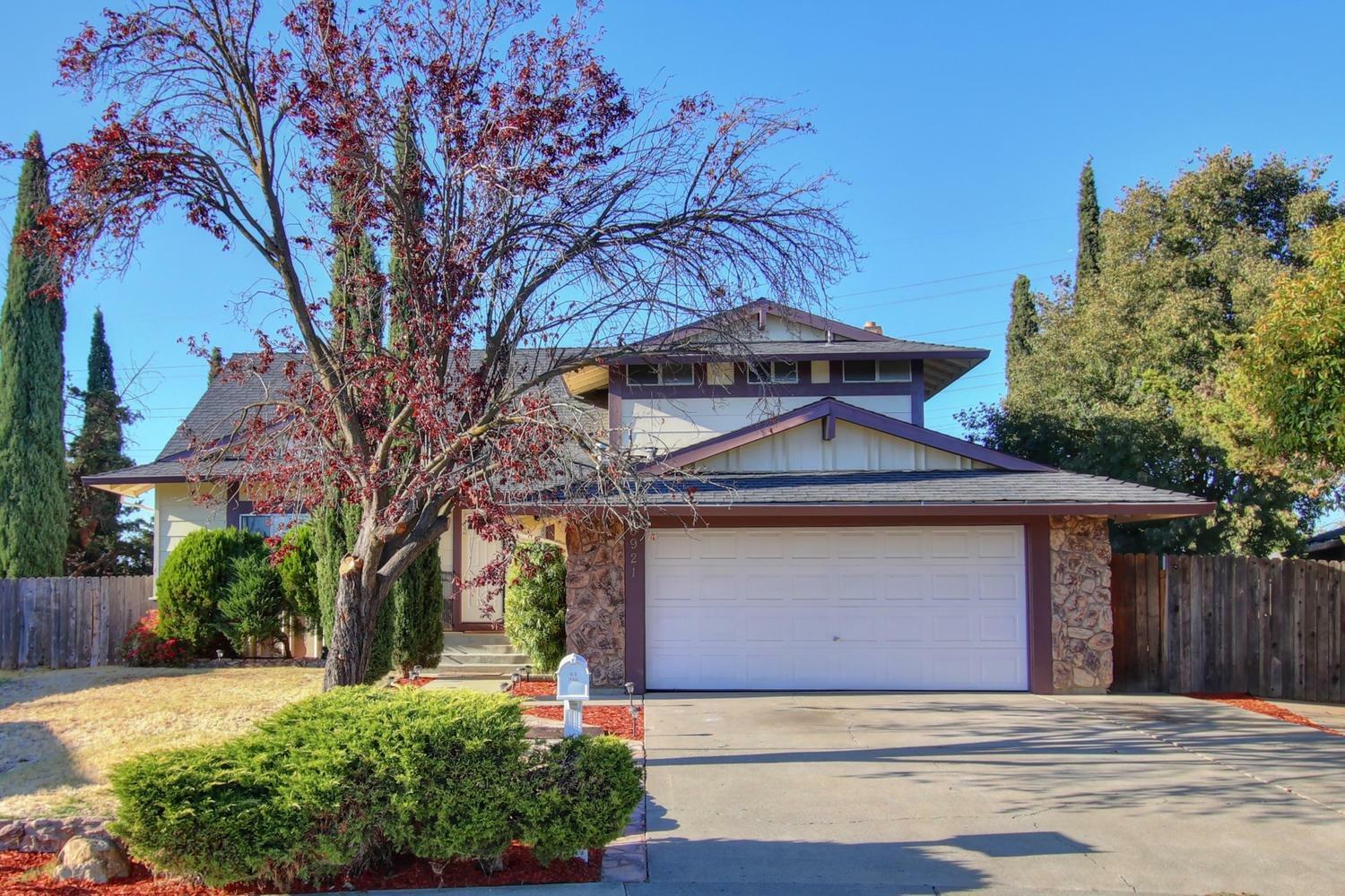 Property Photo:  6921 Mesa Grande Court  CA 95828 