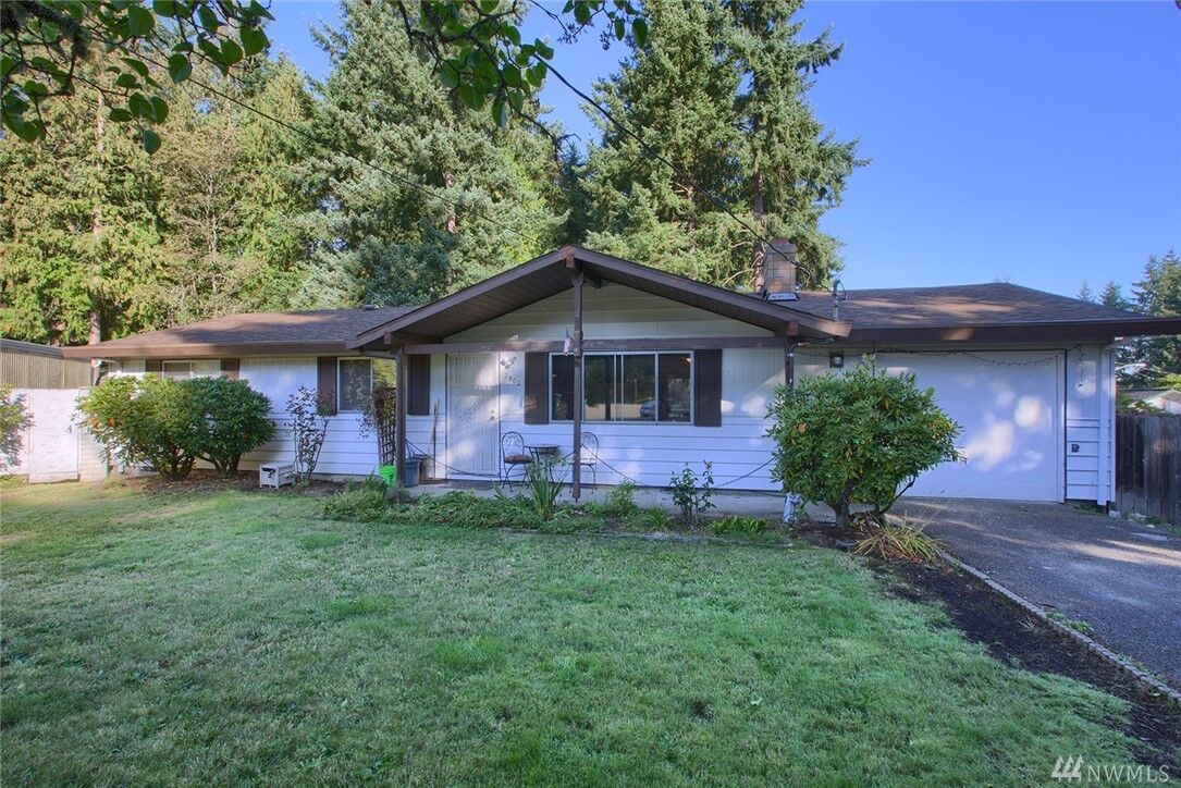 Property Photo: 2900 SW 329th Street WA 98023