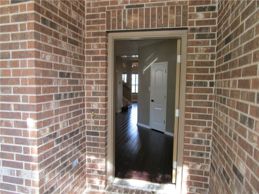 Property Photo:  718 Centerbrook Place  TX 78665 