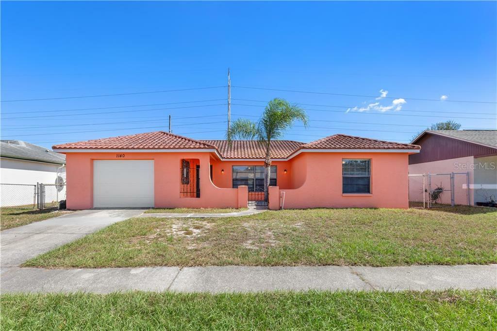 Property Photo:  1140 Mandarin Drive  FL 34691 