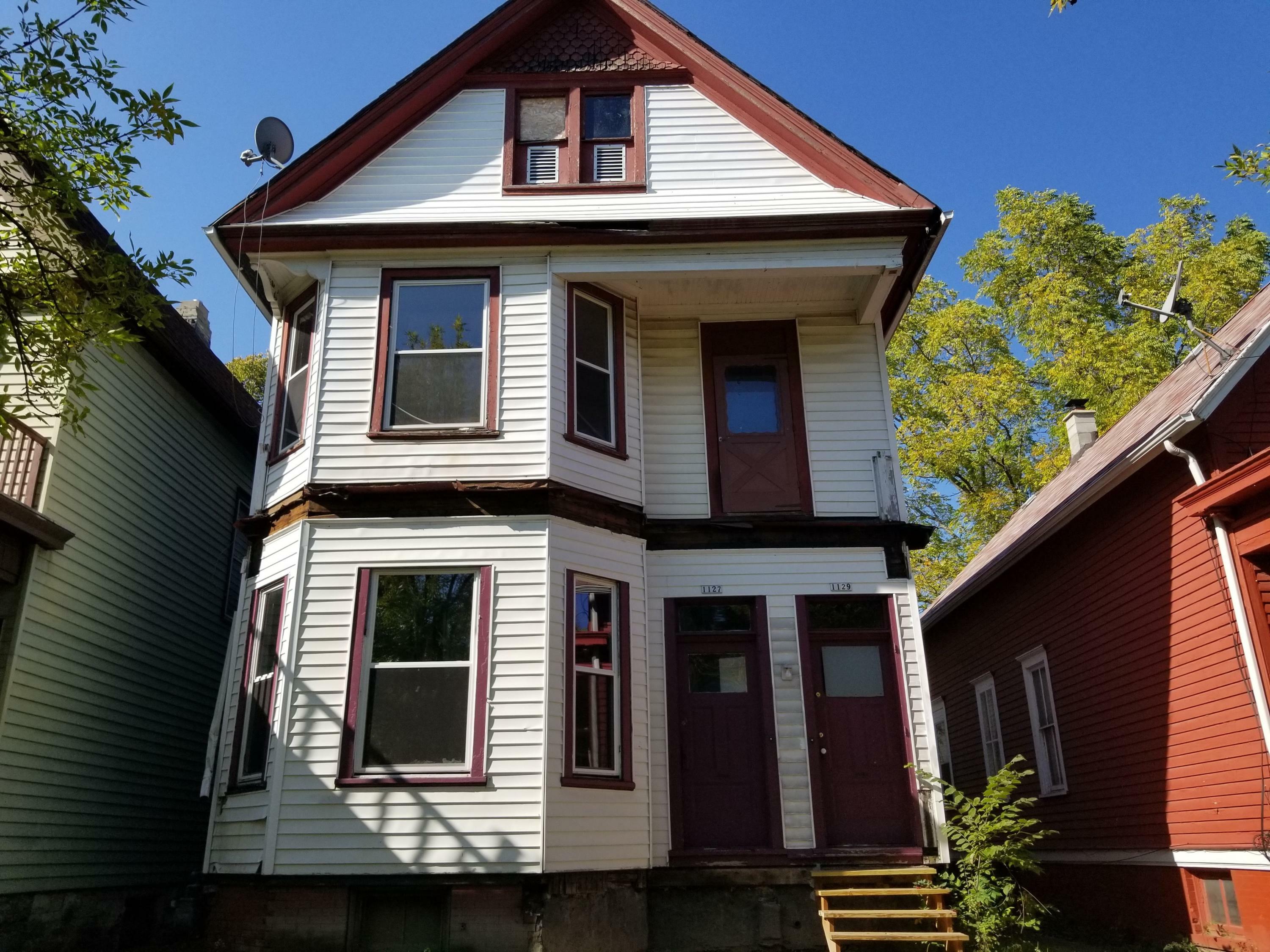 Property Photo:  1127 N 26th St 1129  WI 53233 