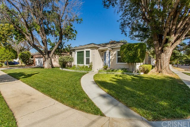 Property Photo:  6524 De Celis Place  CA 91406 