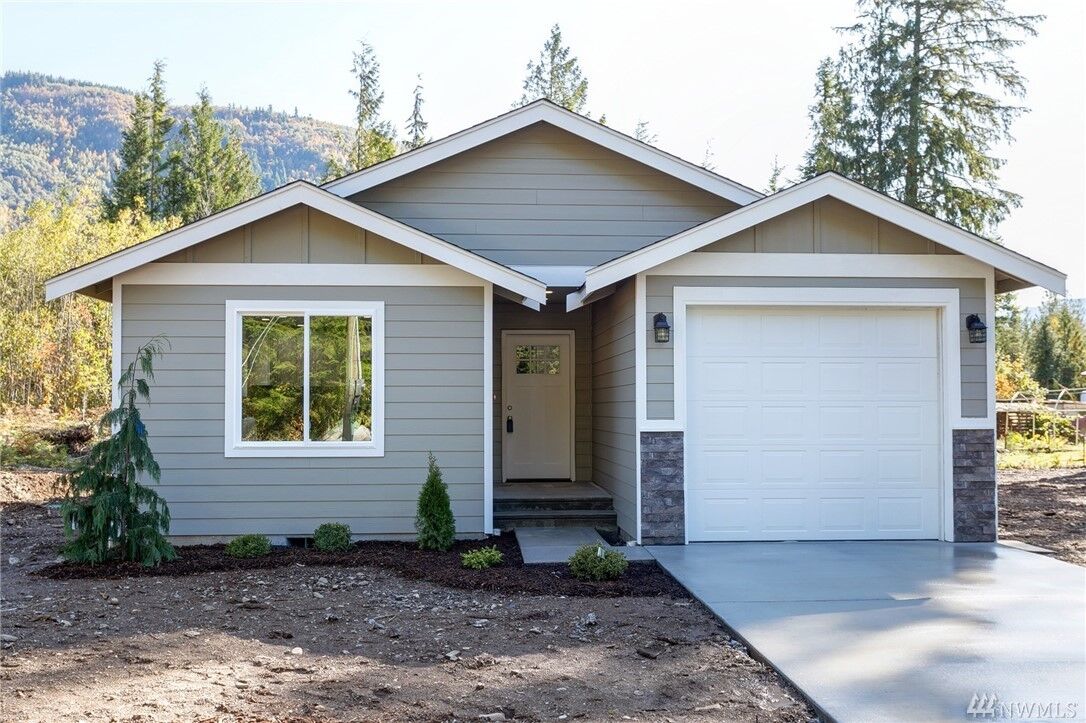 Property Photo: 8391 Golden Valley Boulevard WA 98266