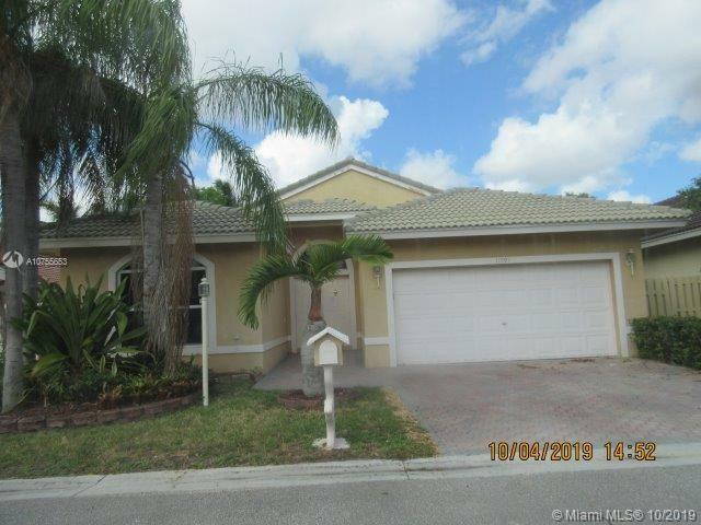 11591 SW 10th St  Pembroke Pines FL 33025 photo