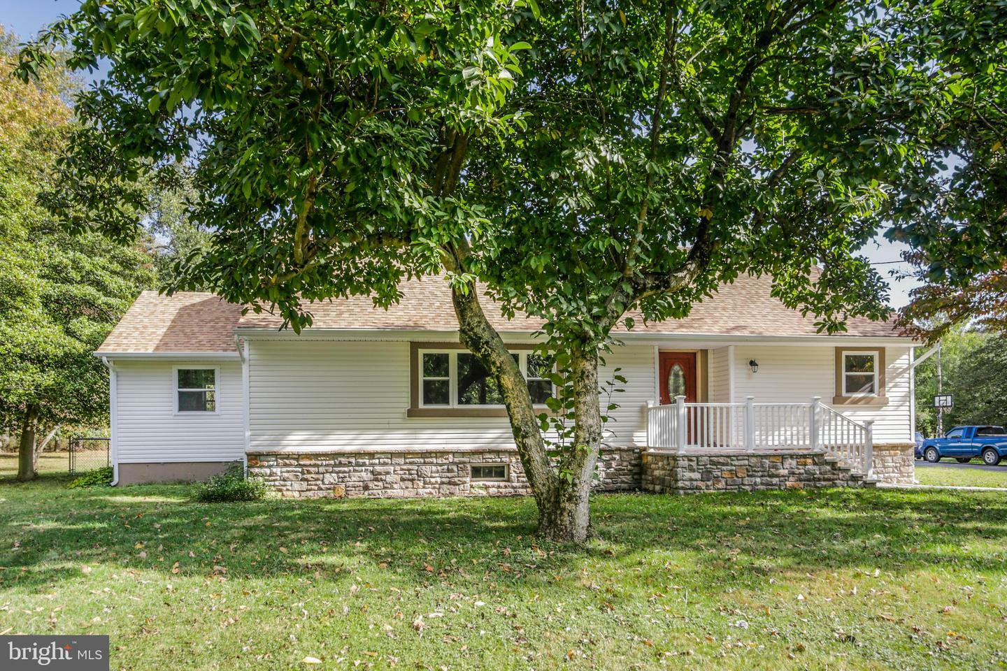 Property Photo: 94 Robbinsville Edinburg Road NJ 08691