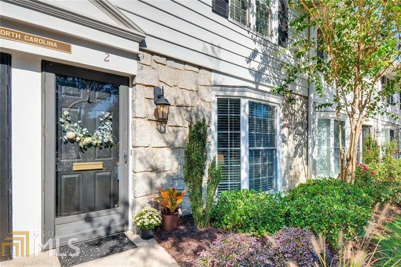 Property Photo: 136 Peachtree Memorial Dr Nc2 GA 30309