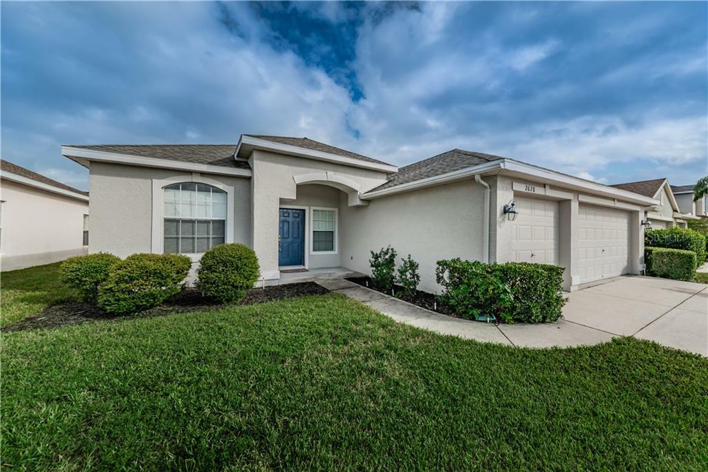 Property Photo:  2628 Eagles Crest Court  FL 34691 