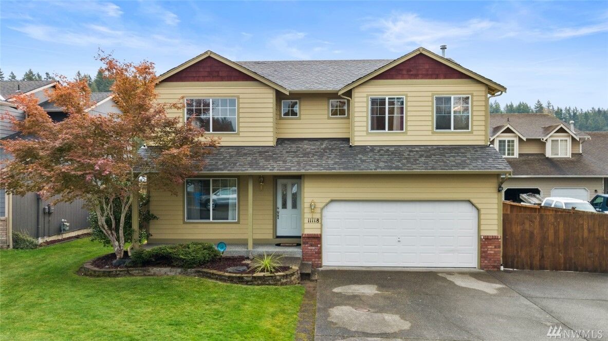 Property Photo: 11118 184th Avenue Pl E WA 98391