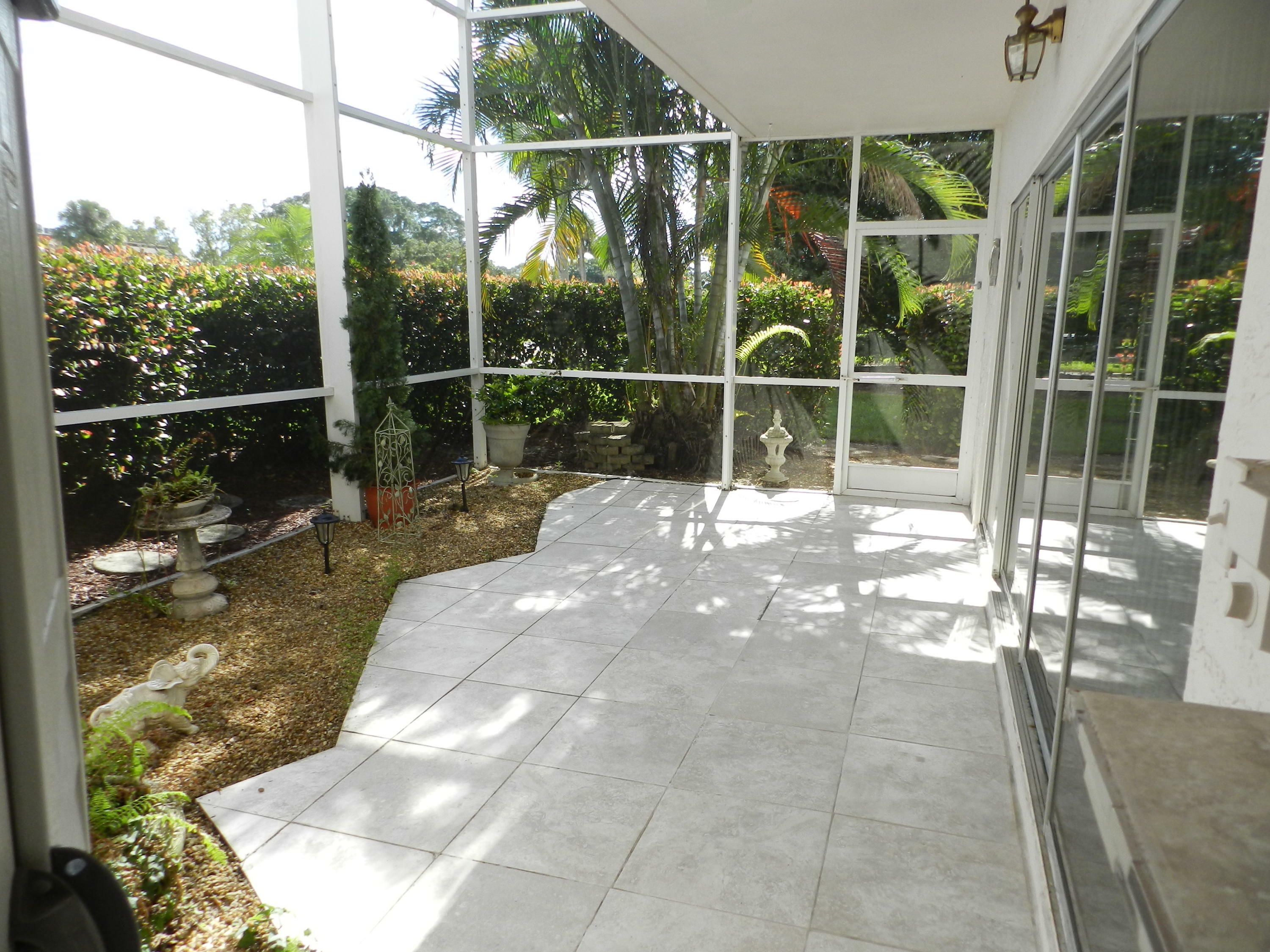 Property Photo:  6 Greenway Village N 112  FL 33411 