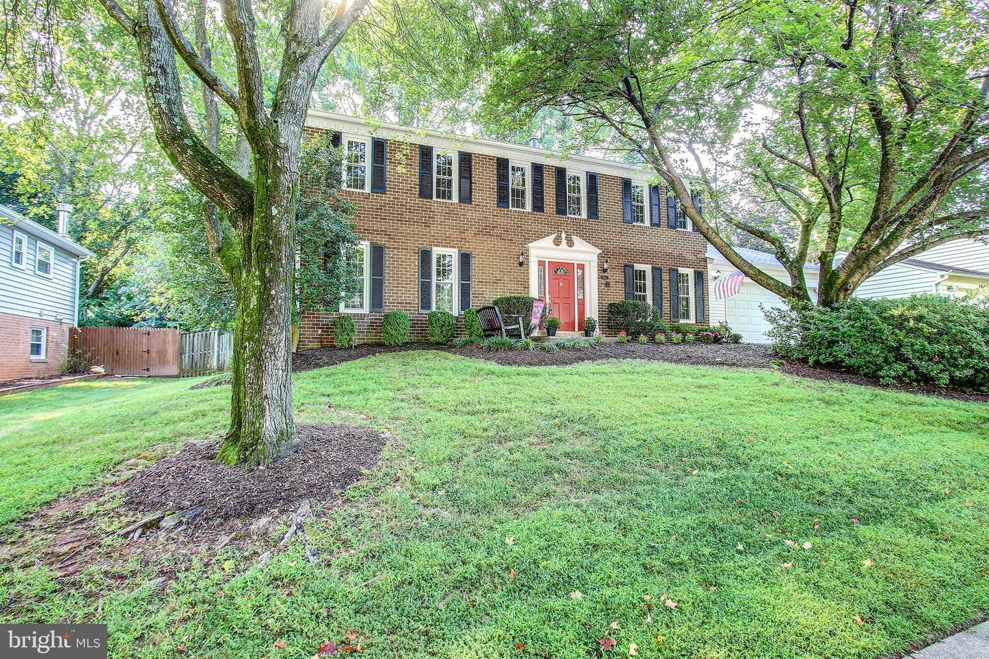 Property Photo:  1538 Blue Meadow Road  MD 20854 