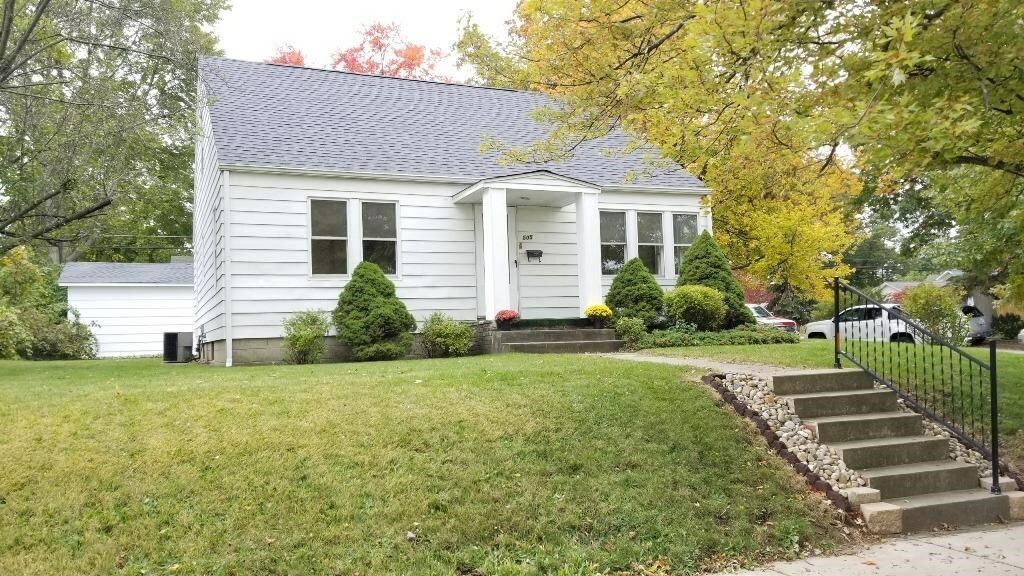 Property Photo: 505 Greenwood Avenue IN 46360