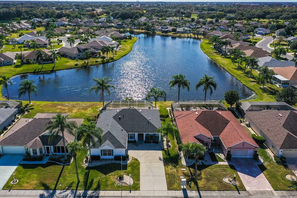 Property Photo:  2331 Emerald Lake Drive  FL 33573 