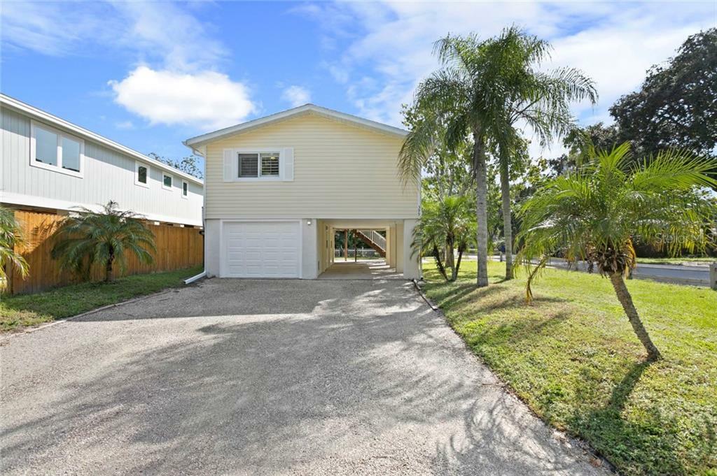 Property Photo:  399 Pennsylvania Avenue  FL 34683 