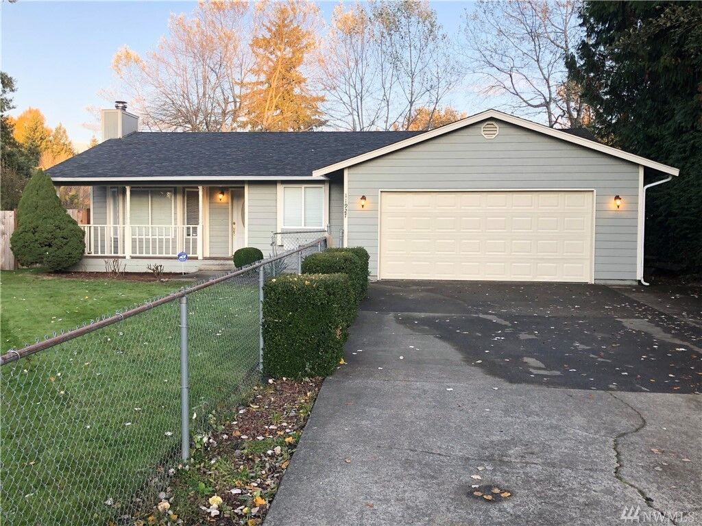 Property Photo:  11927  4th Avenue Ct E  WA 98445 