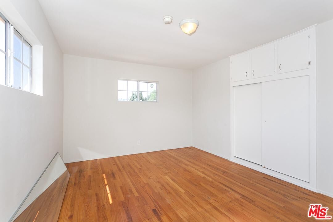 Property Photo: 3511 1/2 Kinney St CA 90065
