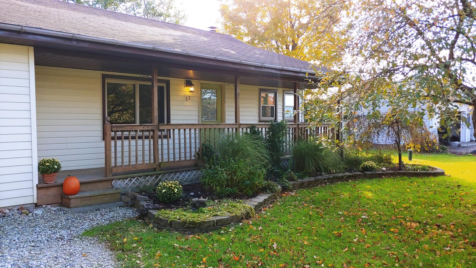 Property Photo: 82 Colfax Street MI 48861