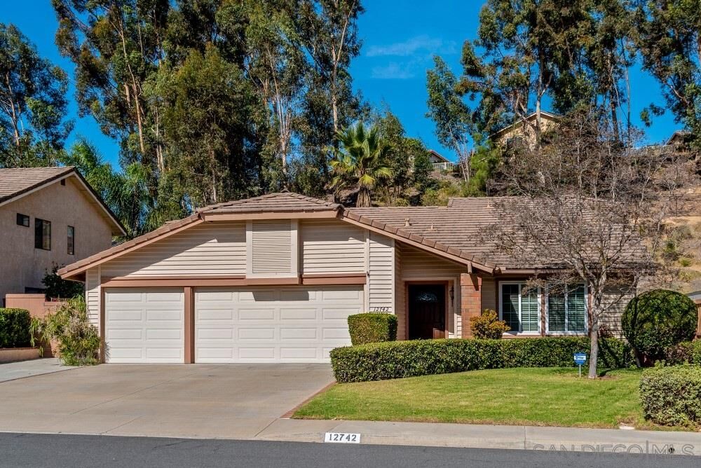 Property Photo:  12742 Triumph Dr  CA 92064 