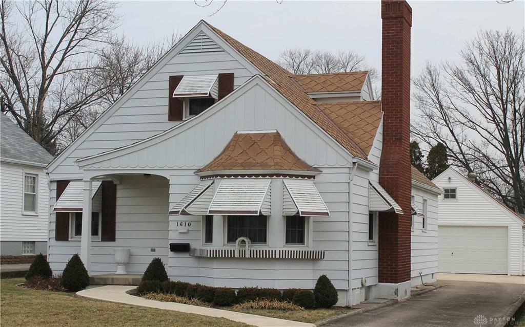 Property Photo: 1610 Meriline Avenue OH 45410