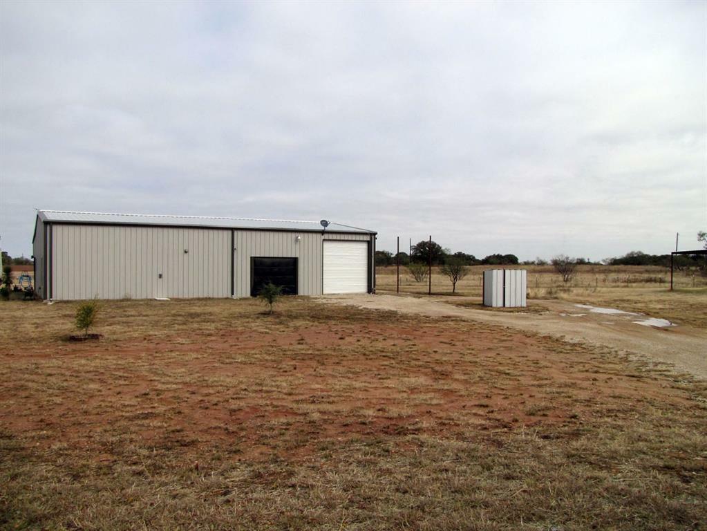 Property Photo:  440 Milton Road  TX 76426 