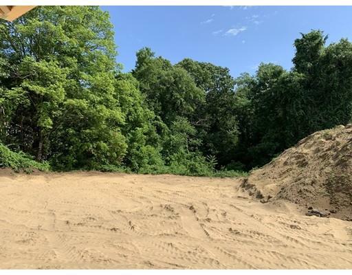 Property Photo: 115 Ludlow Rd MA 01020