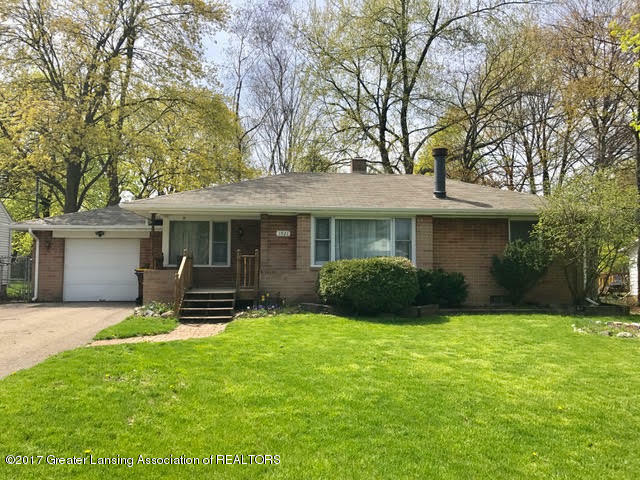 1021 Maycroft  Lansing MI 48917 photo