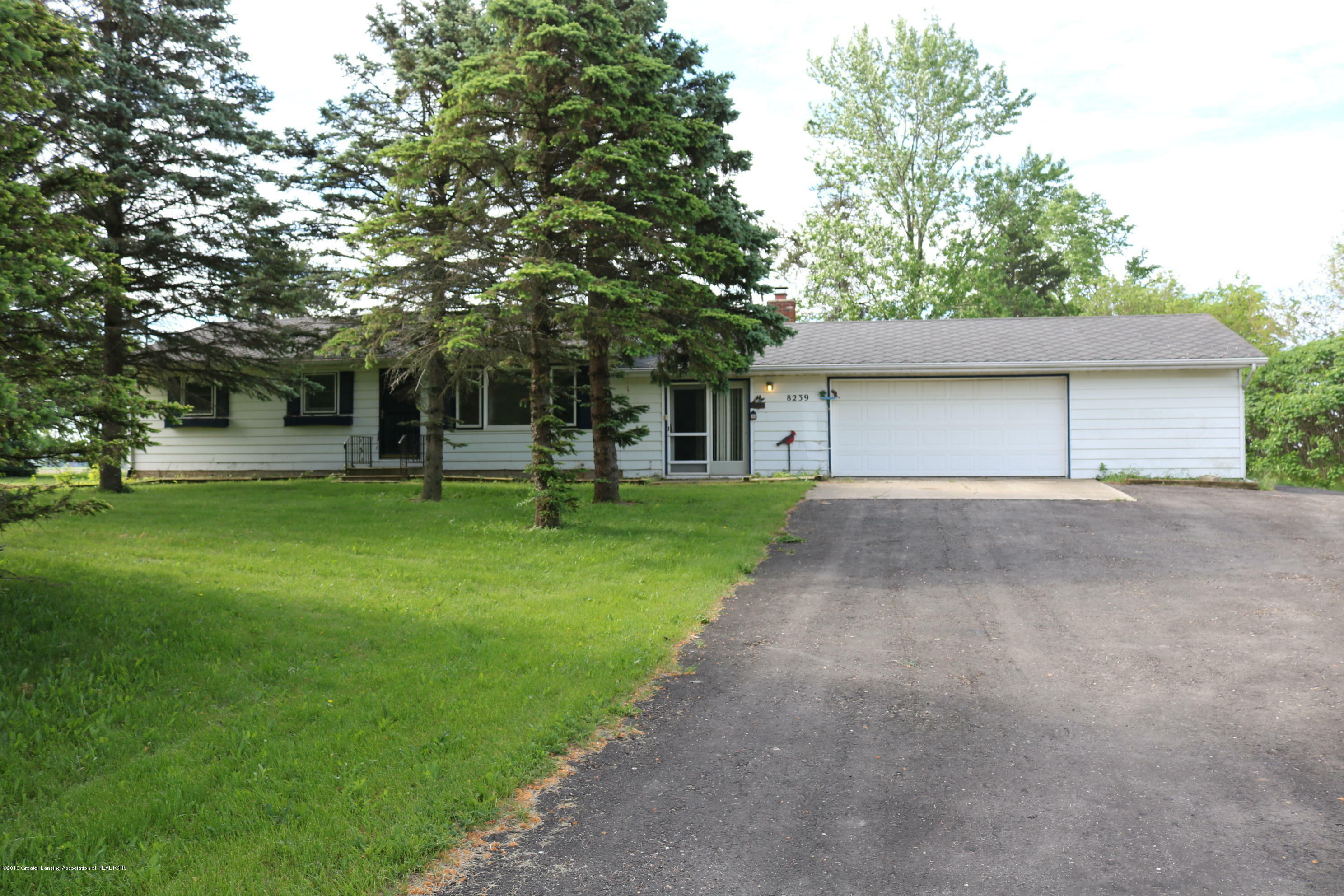 Property Photo:  8239 W Grand Ledge Highway  MI 48890 