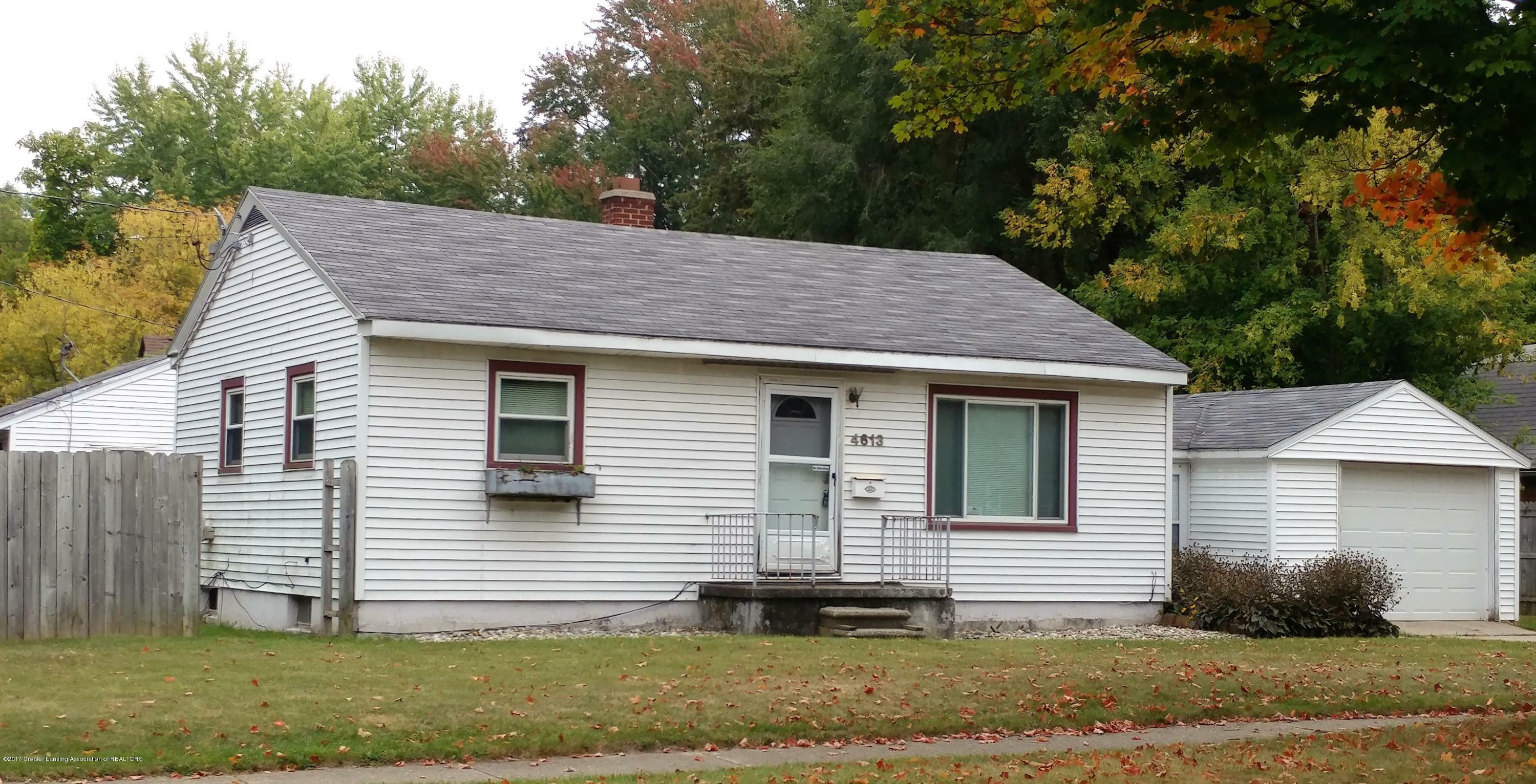 Property Photo:  4613 Stafford Avenue  MI 48910 