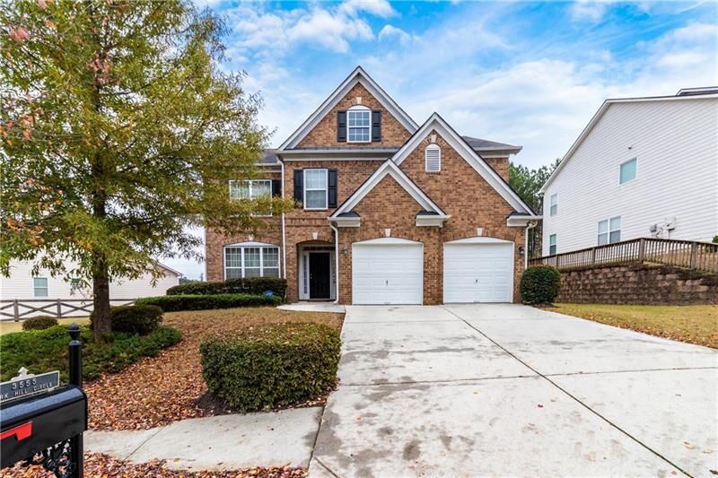 Property Photo: 3555 Park Hill Circle 30052