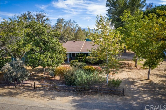 Property Photo:  27340 Hemet Street  CA 92544 