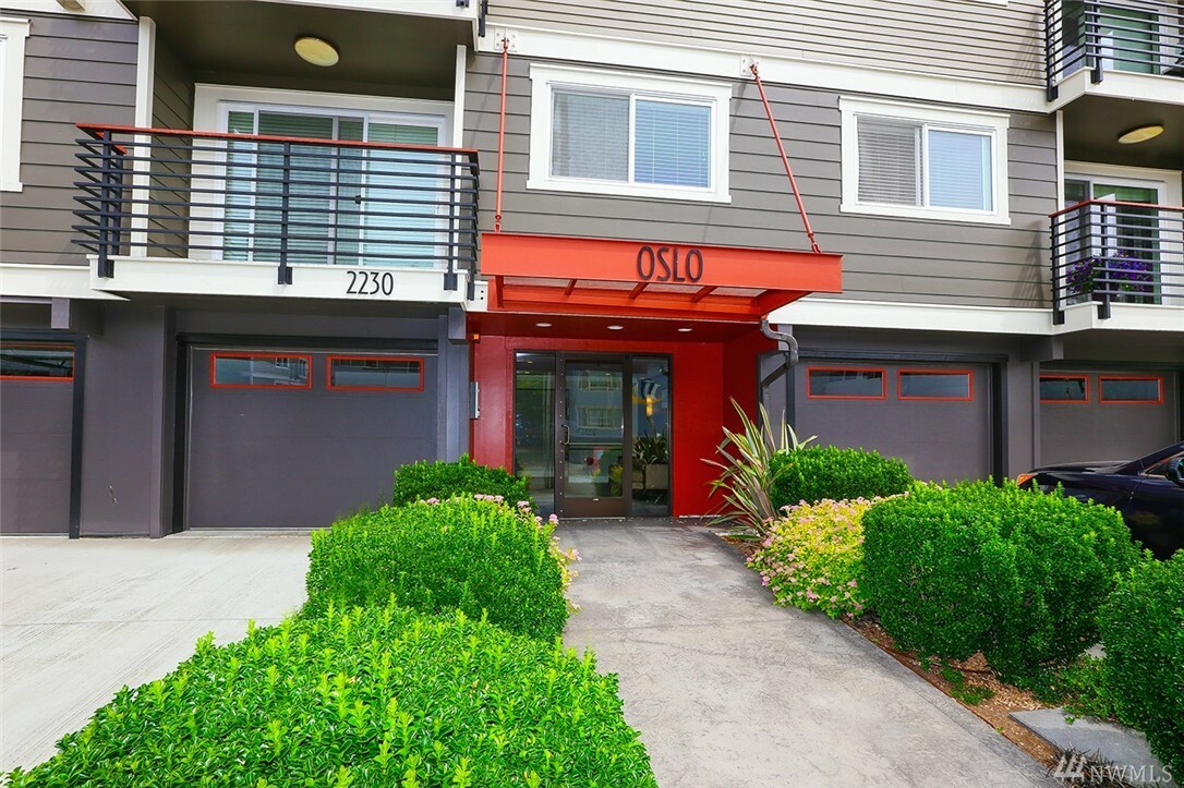 Property Photo:  2230 NW 59th St 406  WA 98107 