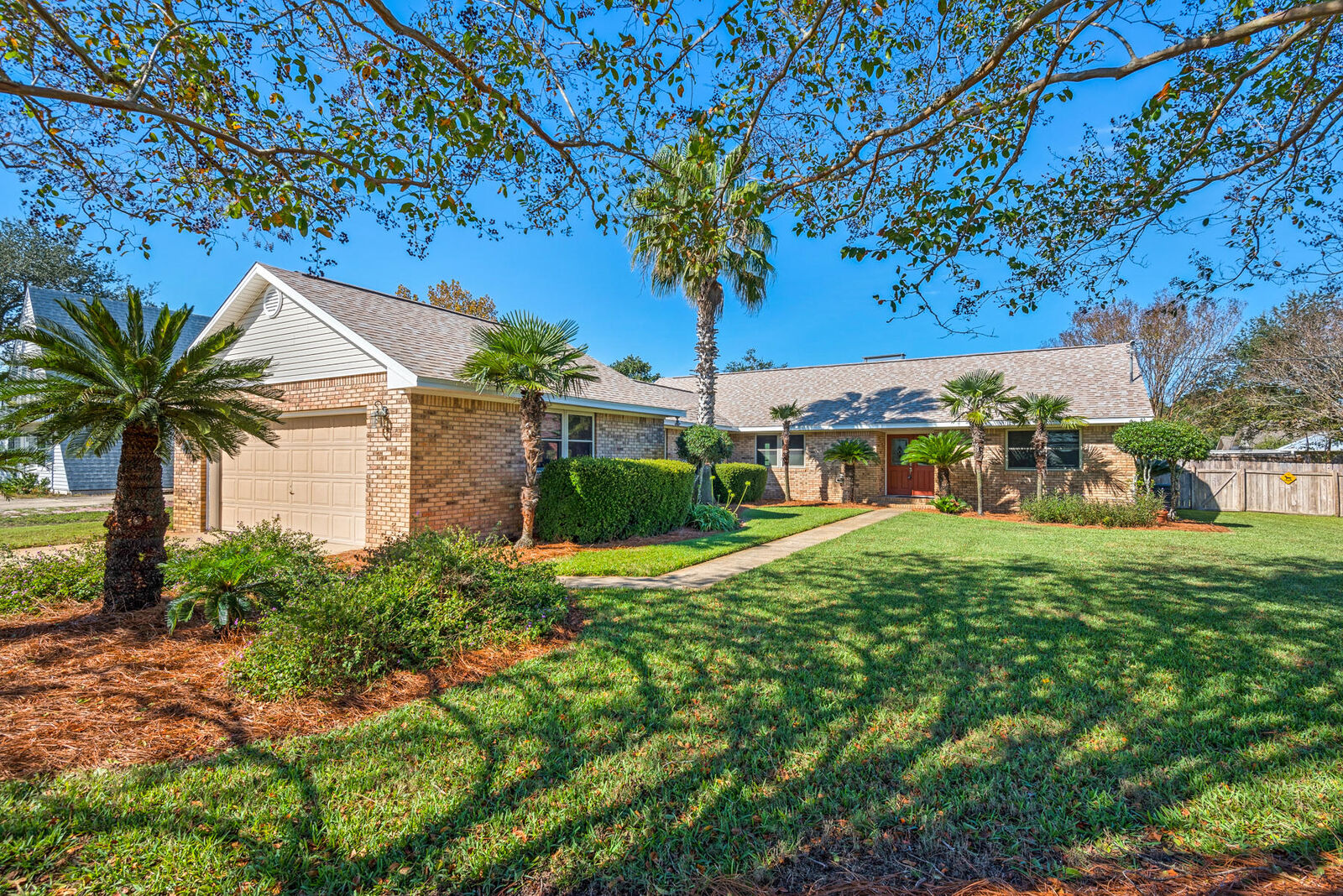 Property Photo:  305 Stahlman Avenue  FL 32541 