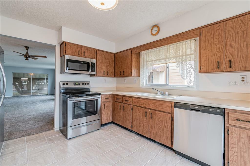 Property Photo: 3834 Lanyard Court FL 34652