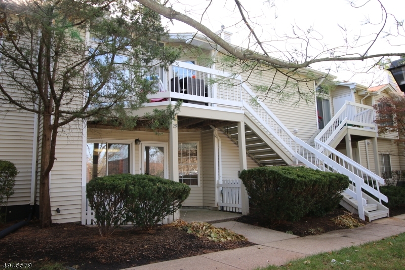 Property Photo:  29 Tansy Ct  NJ 07921 