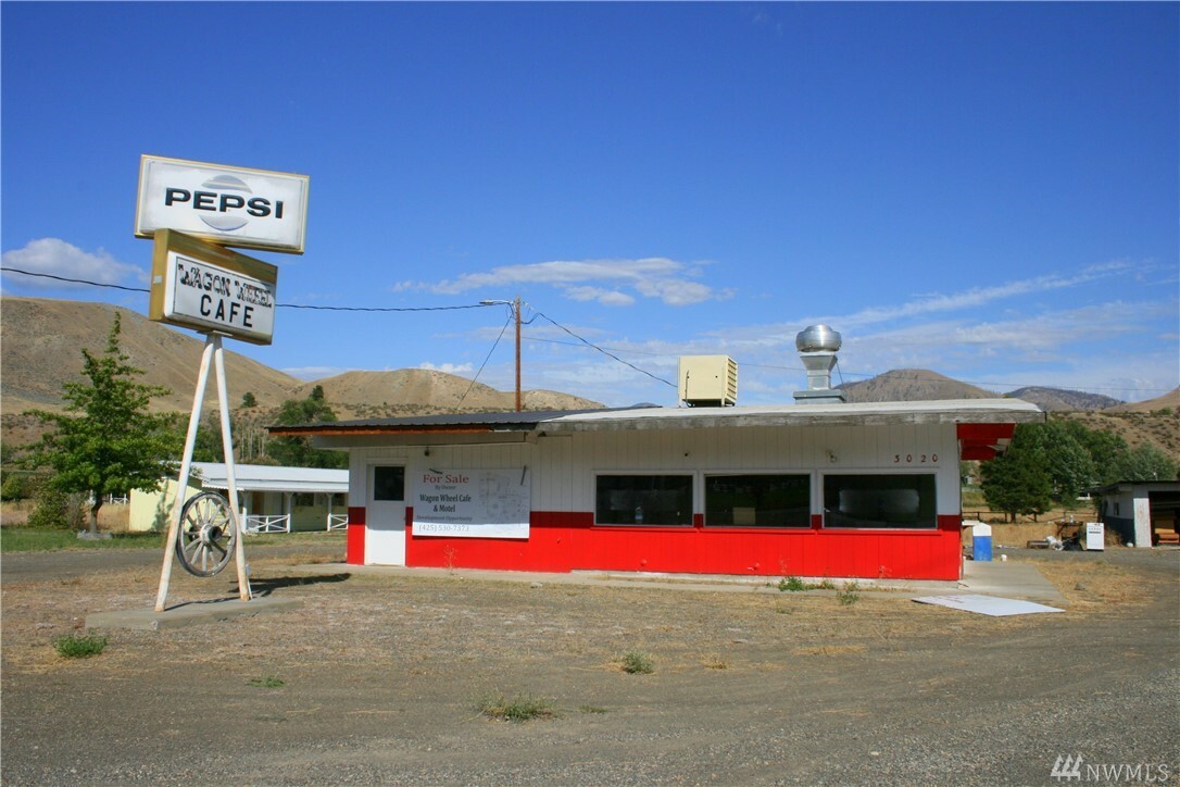 Property Photo: 3020 Highway 153 WA 98856