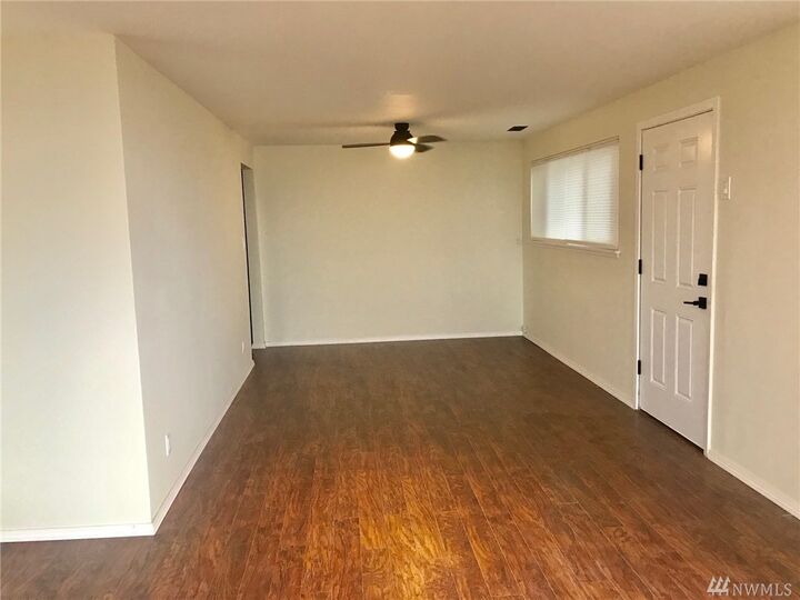 Property Photo:  2410 37th Ave SW  WA 98126 