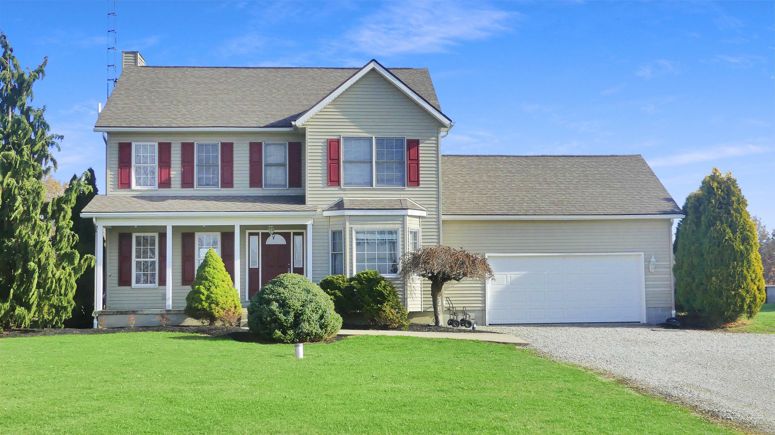Property Photo: 724 Claridon Northern Road OH 43314