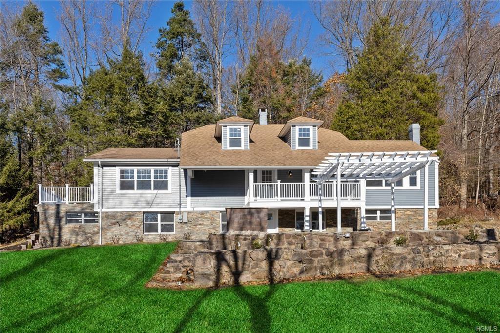 Property Photo:  435 South Mountain Road  NY 10956 