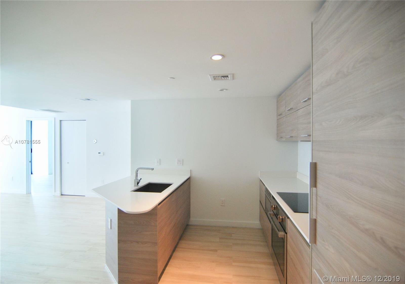 Property Photo:  1300 S Miami Ave 4409  FL 33130 