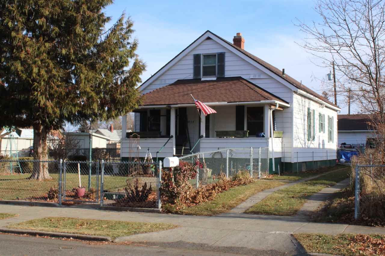 Property Photo:  4914 N Martin St  WA 99217 