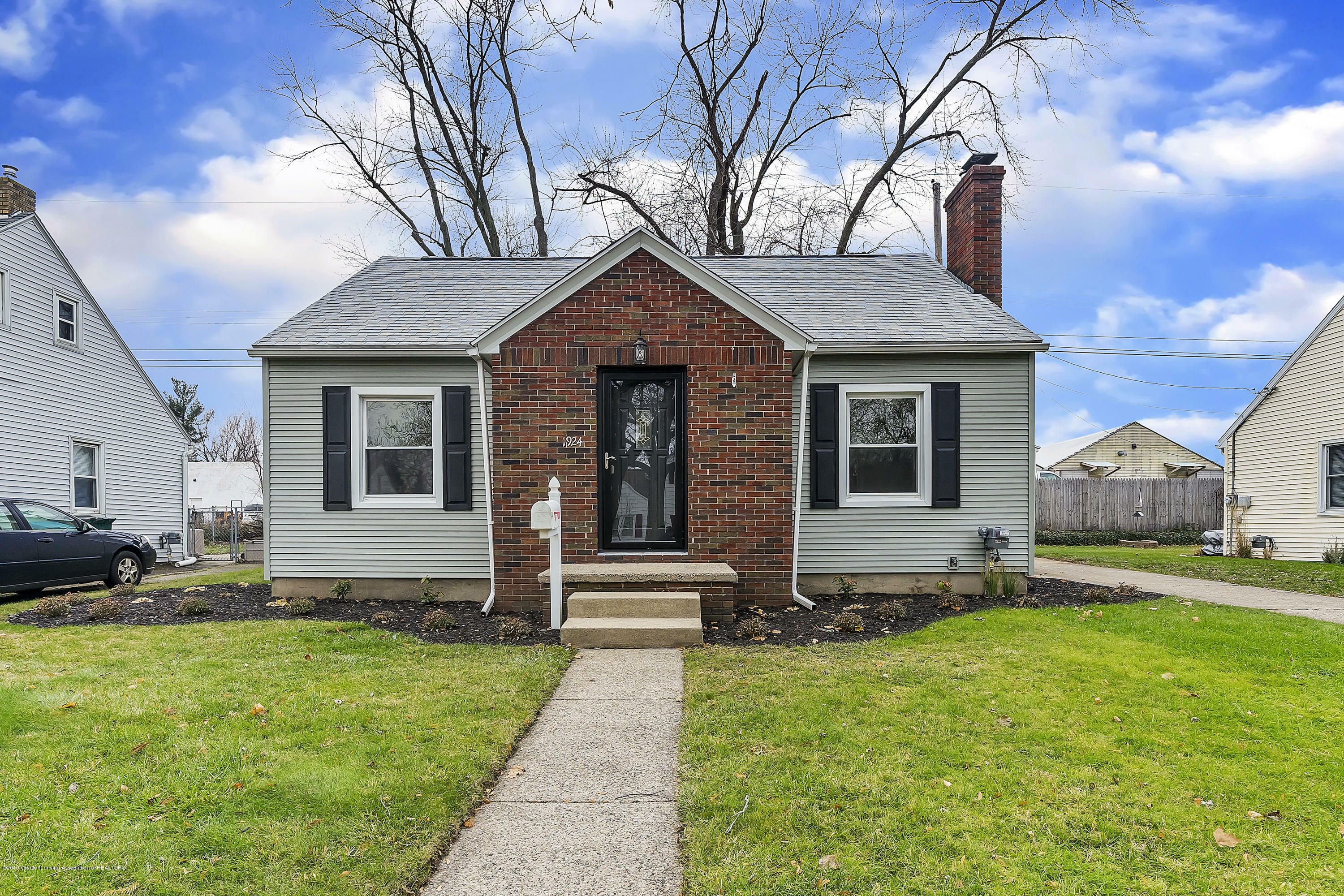 Property Photo:  1924 Devonshire Avenue  MI 48910 