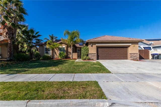 Property Photo:  1243 Stepstone Court  CA 92545 