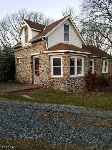 Property Photo:  4 Case Ln  NJ 08802 