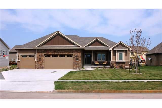 Property Photo: 1620 NW 30th Court IA 50023